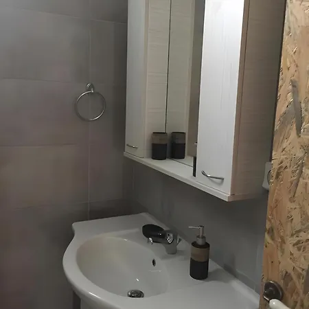 Anastasia And ארכאנגלוס