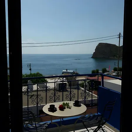 Anastasia And Apartment Archangelos (Rhodes)