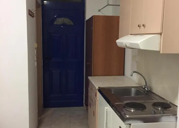 Anastasia And Appartement